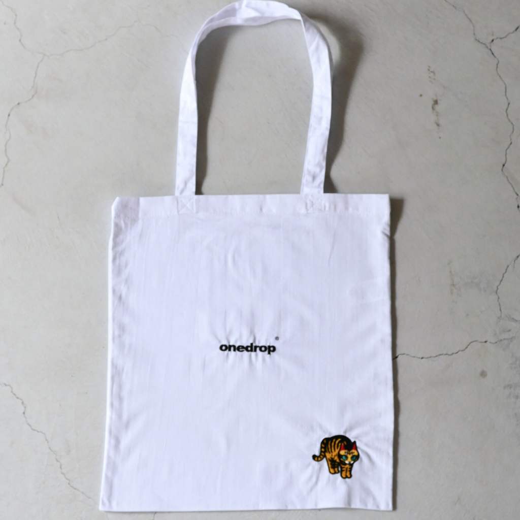 One Drop - Tomowaka "Tiger Cat" Embroidered Tote Bag - 4 Colors