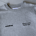 One Drop - Tomowaka "The Cat that Brings Luck and Sake" Embroidered Crewneck Sweatshirt - 2 Colors