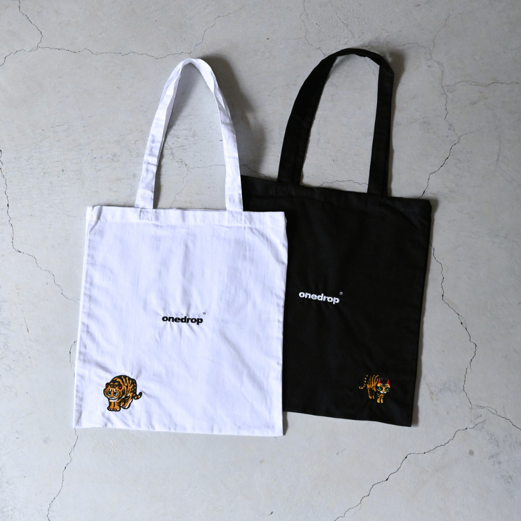 One Drop - Tomowaka "Tiger Cat" Embroidered Tote Bag - 4 Colors