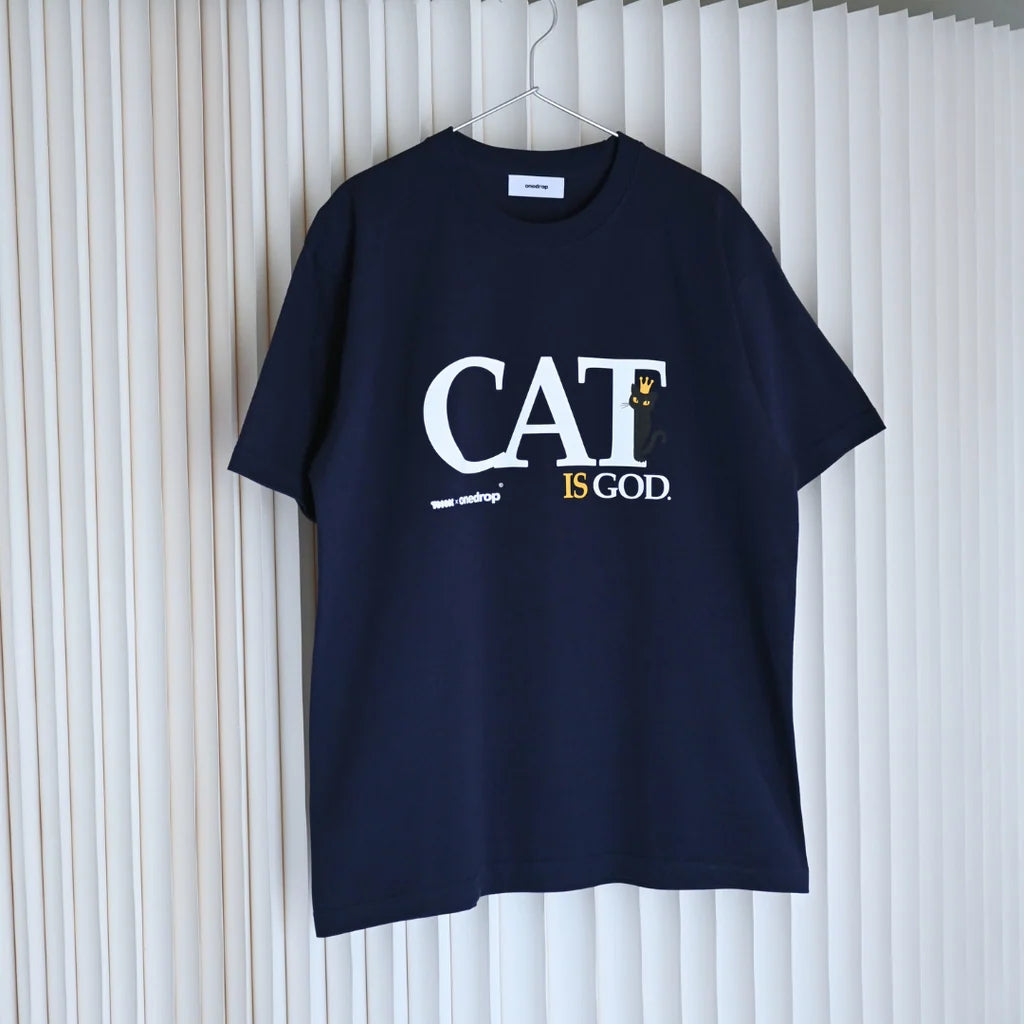 ともわか CAT IS GOD Tshirt