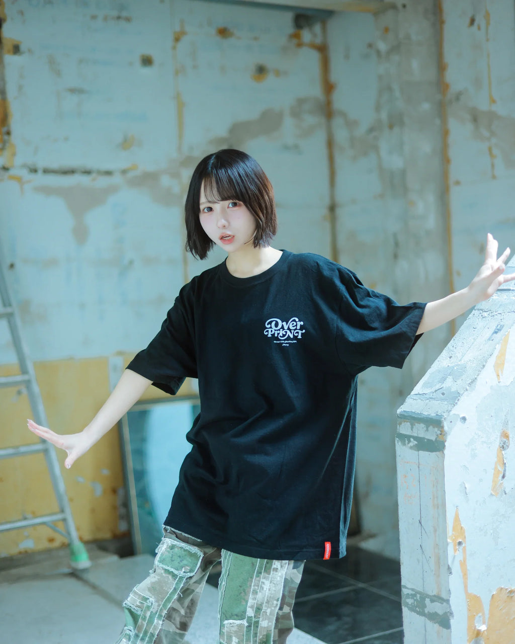 Over Print zerozerohero MERRY MERRY Tee