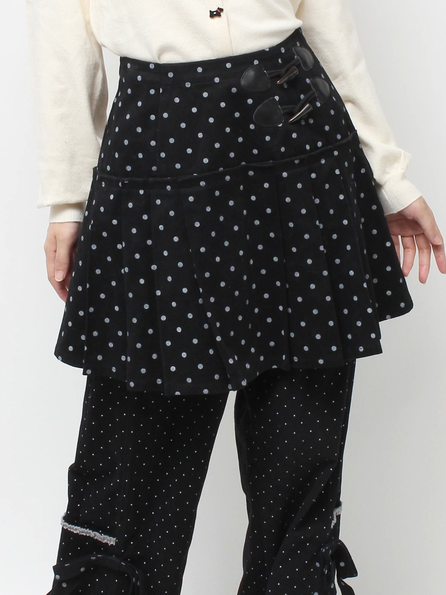 merry jenny｜Lulu Dot Pleated Mini Skirt