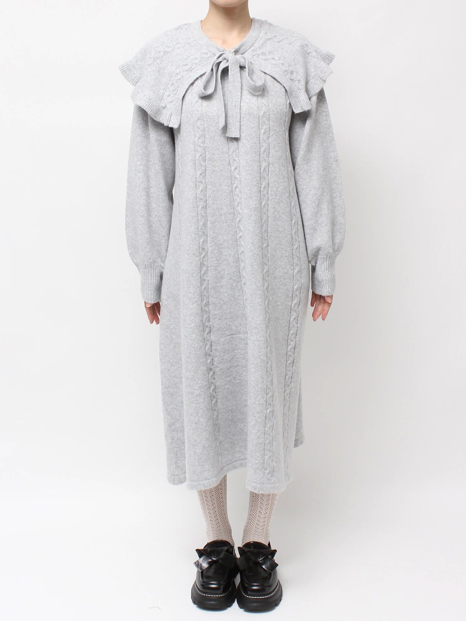 merry jenny｜Cape Ribbon Knit Dress