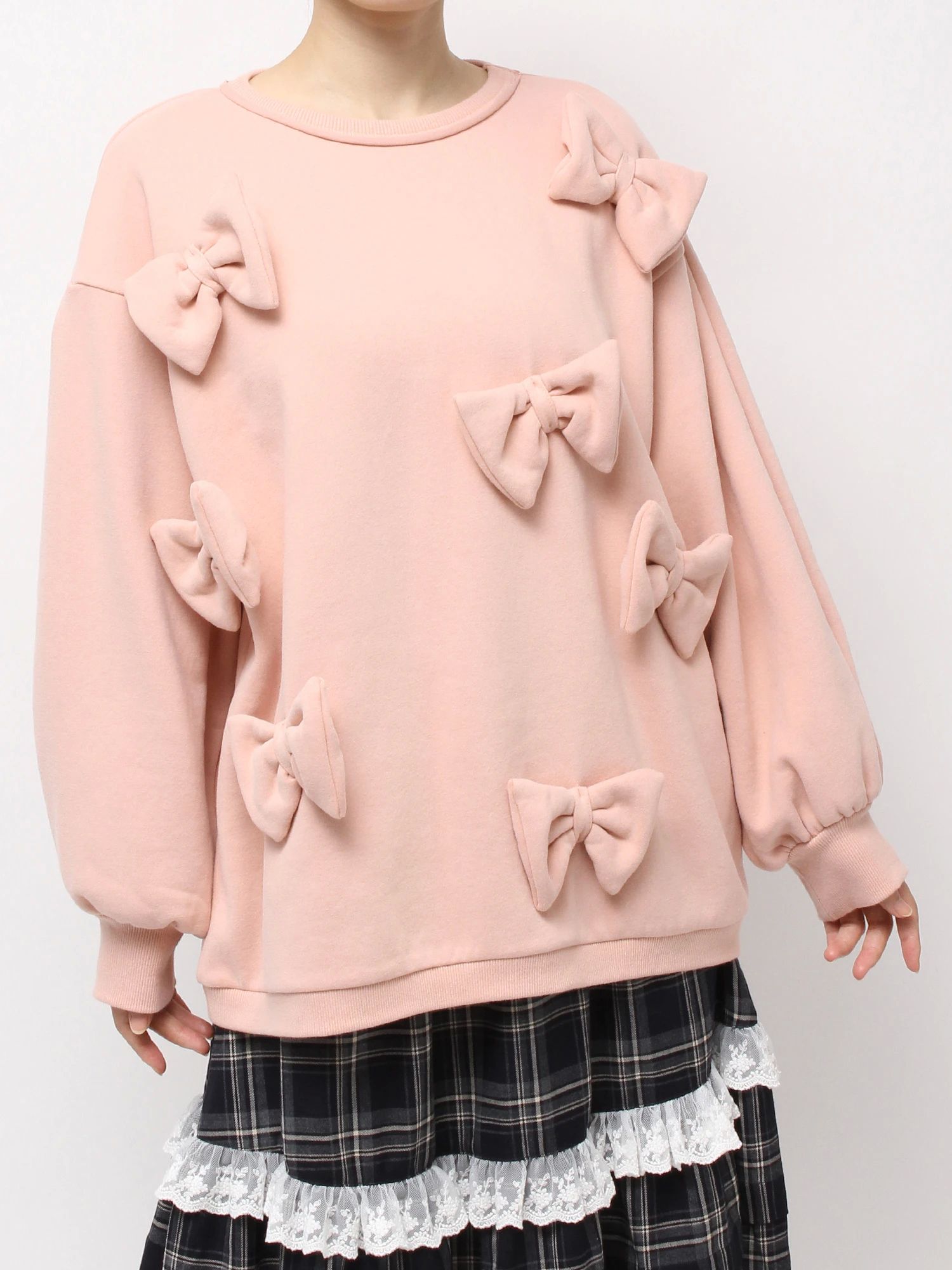 merry jenny｜Pom-pom ribbon sweatshirt