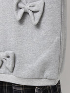 merry jenny｜Pom-pom ribbon sweatshirt
