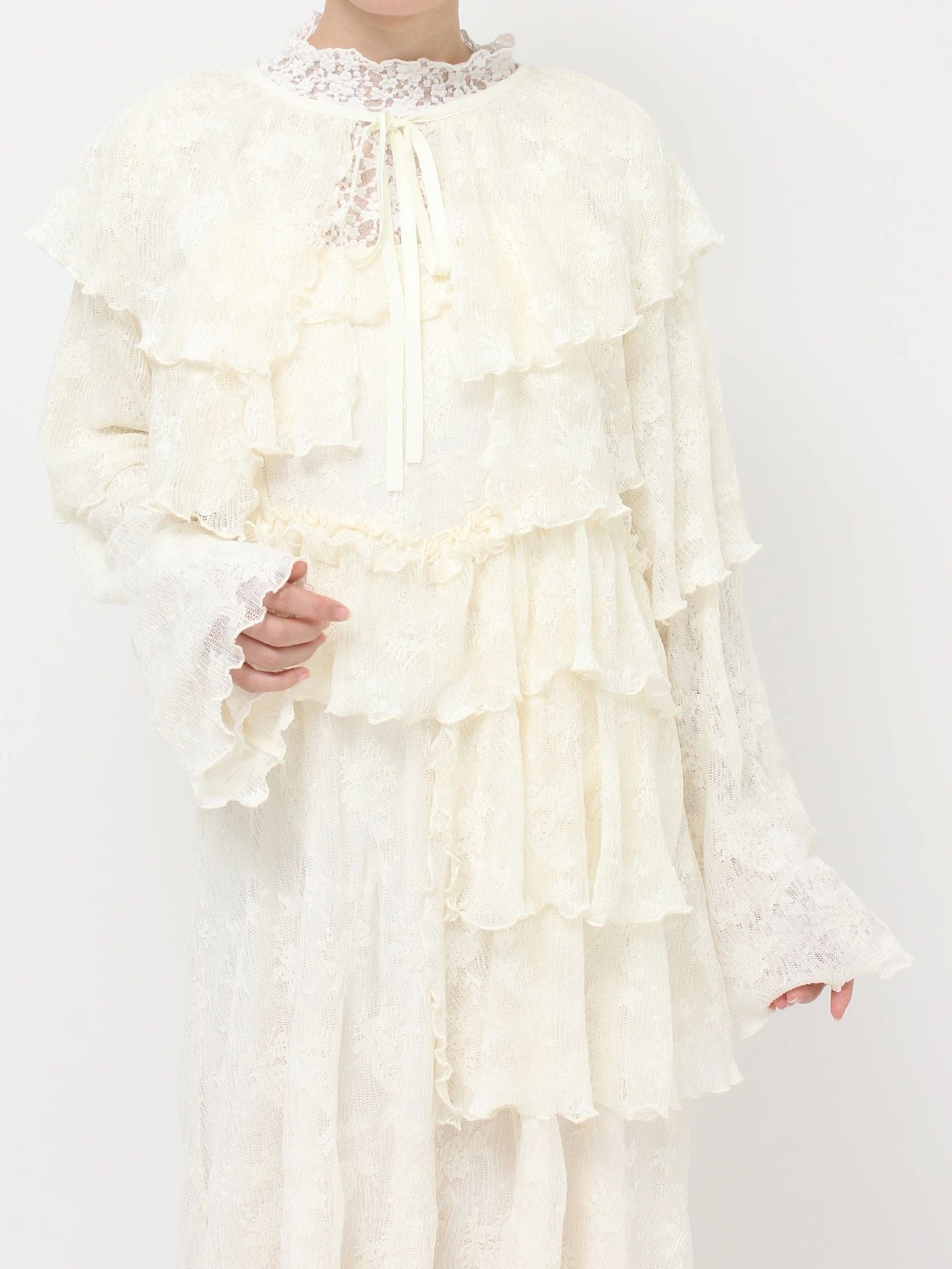 merry jenny｜Lace Tiered Bolero