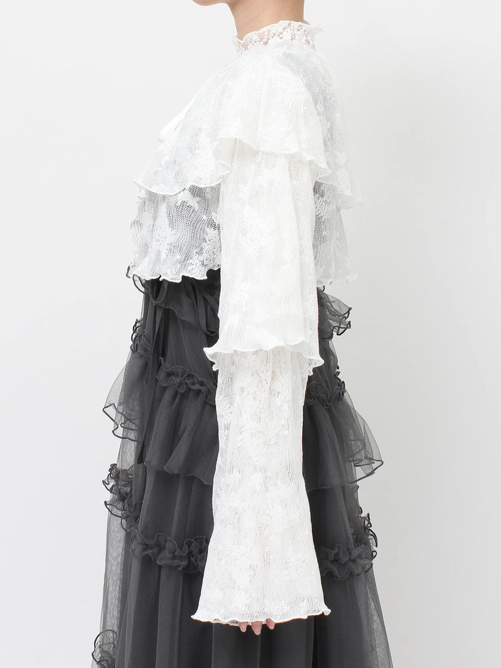 merry jenny｜Lace Tiered Bolero