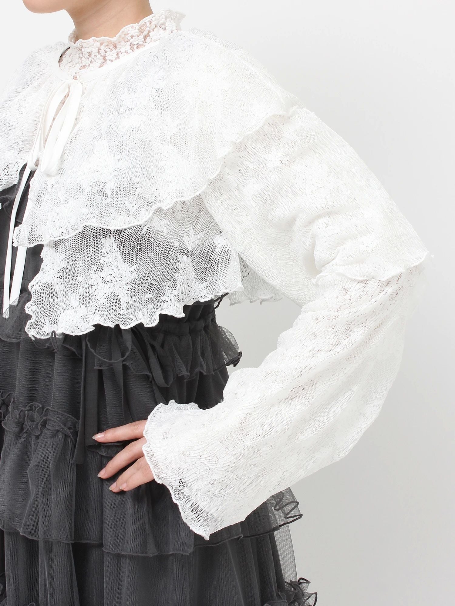 merry jenny｜Lace Tiered Bolero