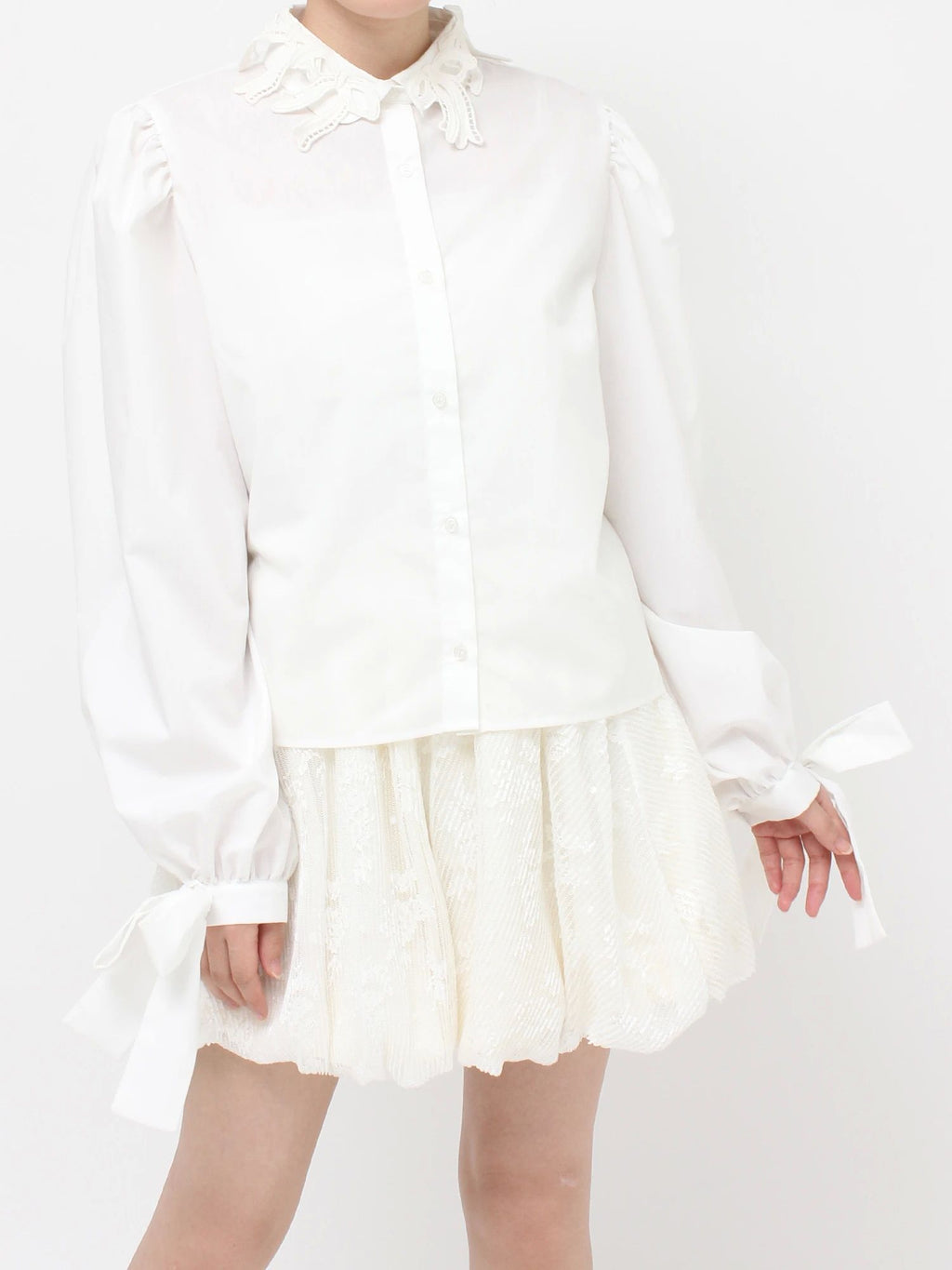 merry jenny｜Ribbon Patch Blouse