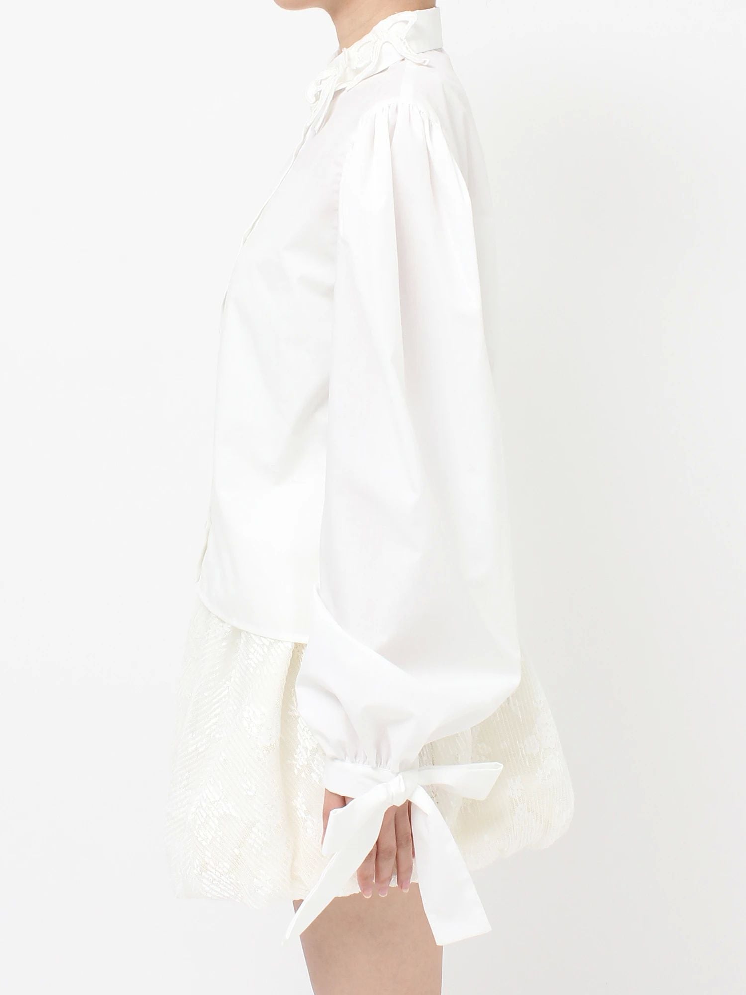 merry jenny｜Ribbon Patch Blouse