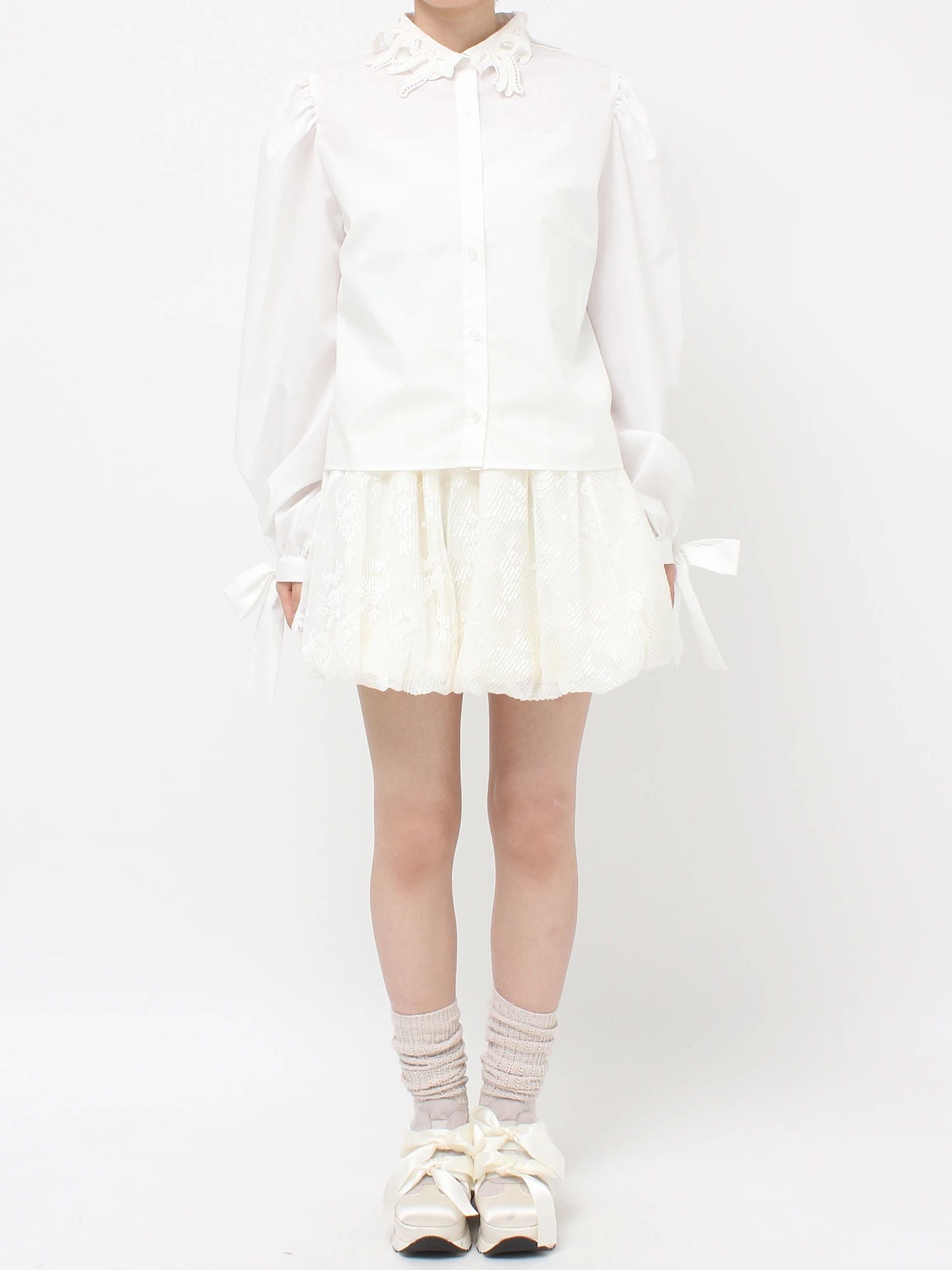 merry jenny｜Ribbon Patch Blouse
