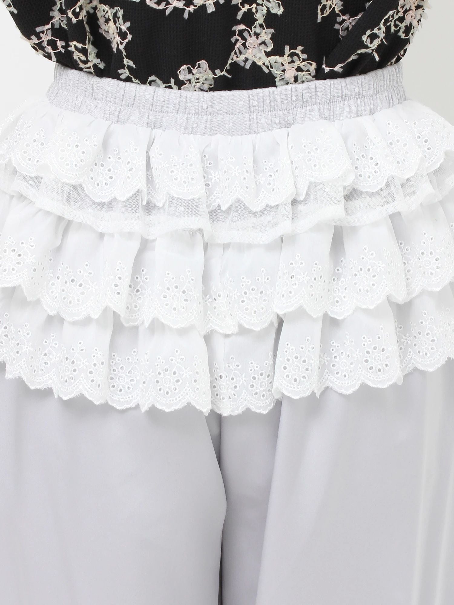merry jenny｜Satin Frill Wide Pants
