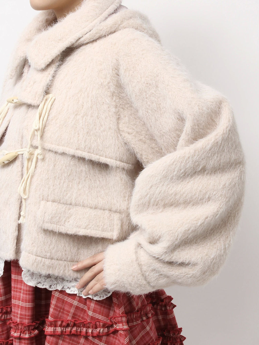 merry jenny｜Milk Shaggy Duffle Coat