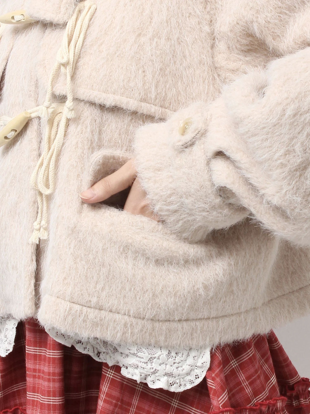 merry jenny｜Milk Shaggy Duffle Coat
