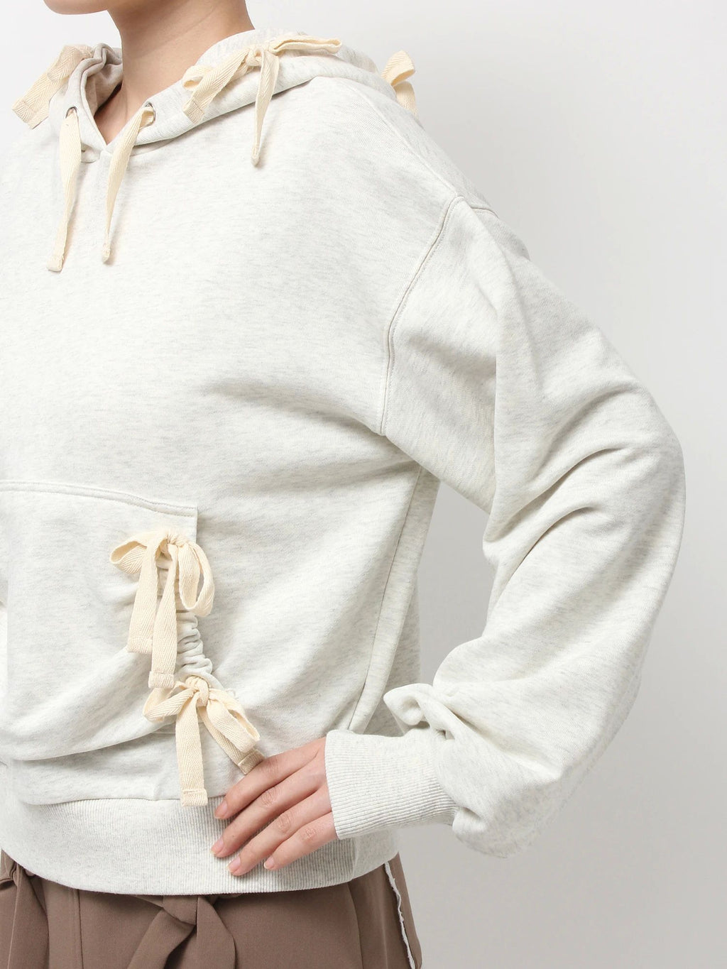 merry jenny｜Ribbon ribbon hoodie