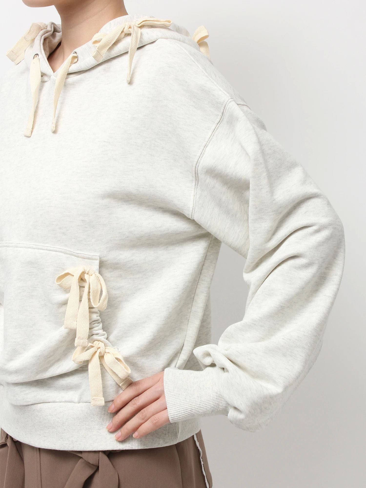 merry jenny｜Ribbon ribbon hoodie