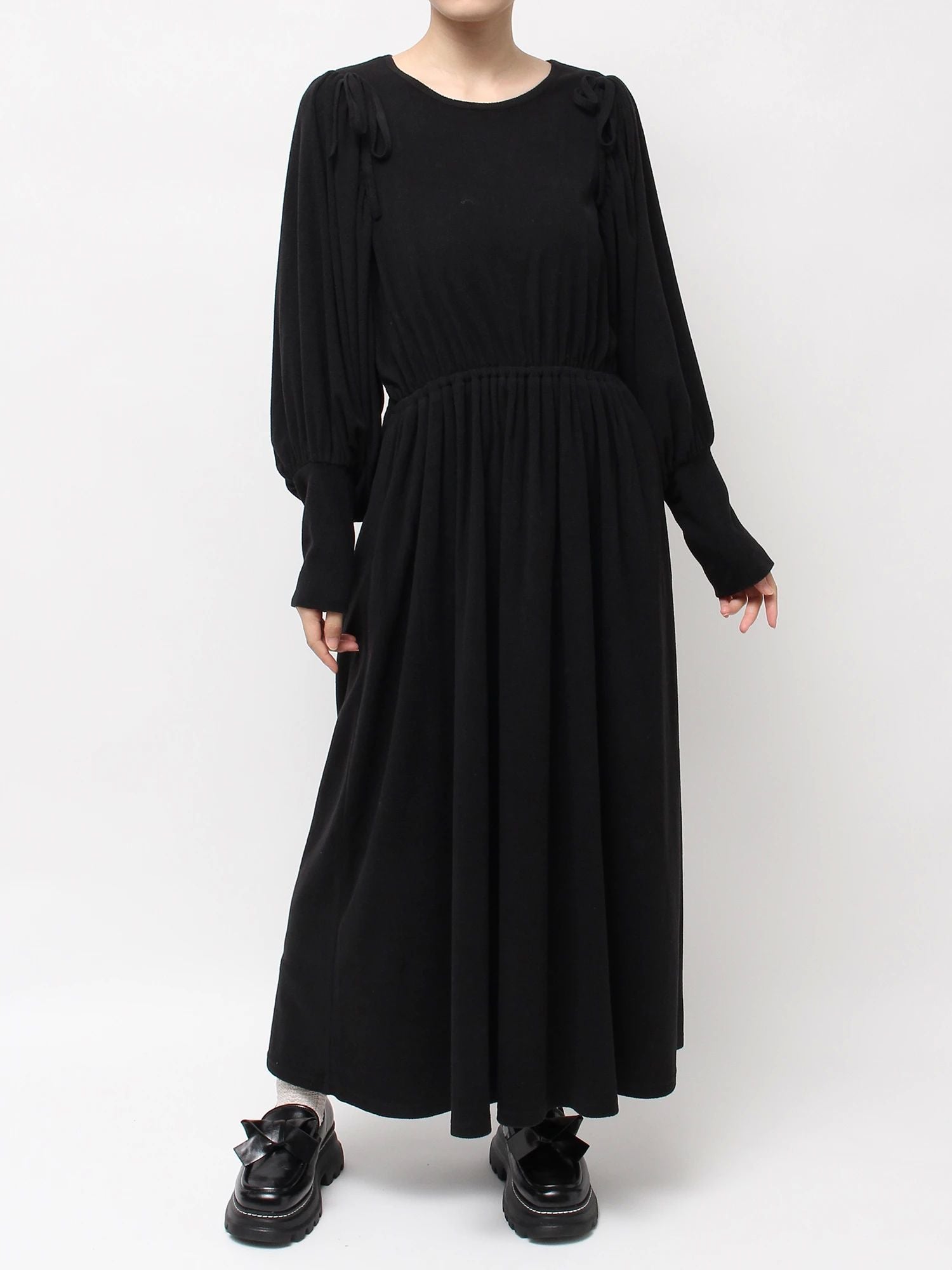 merry jenny｜Gathered fleece dress