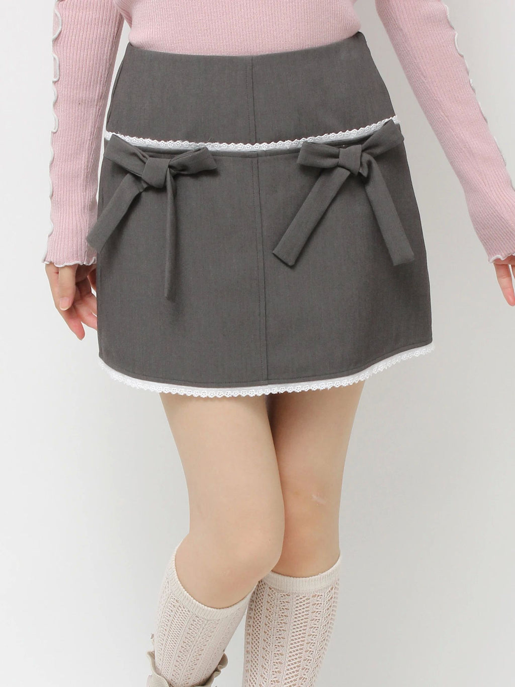 merry jenny｜Ribbon lace mini skirt