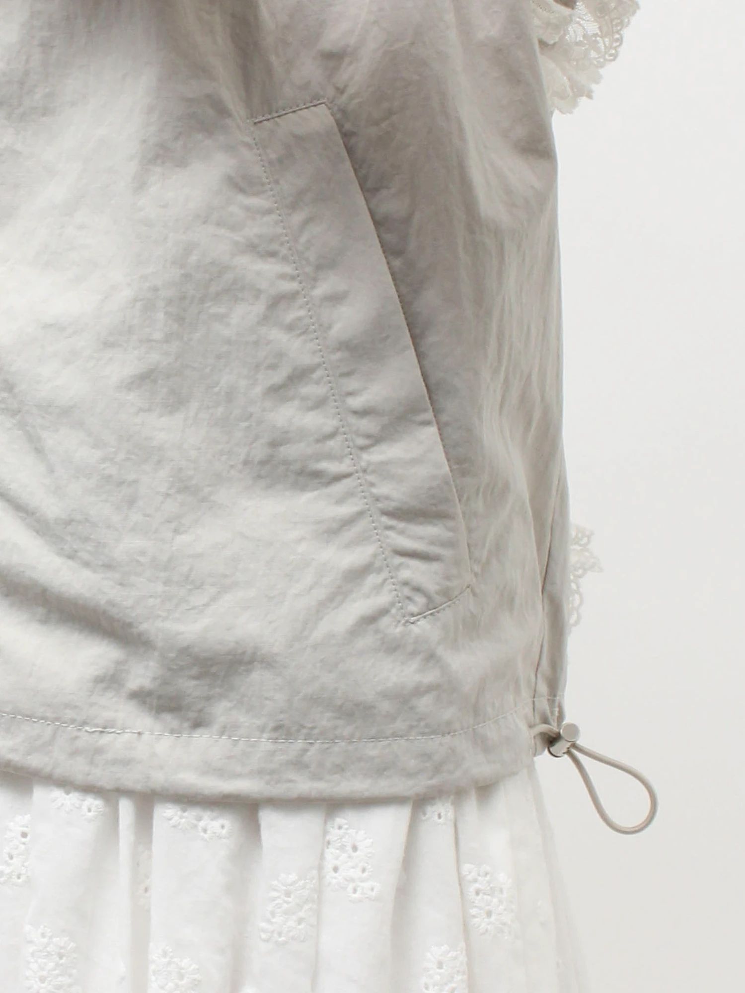 merry jenny｜Frill Nylon Jacket