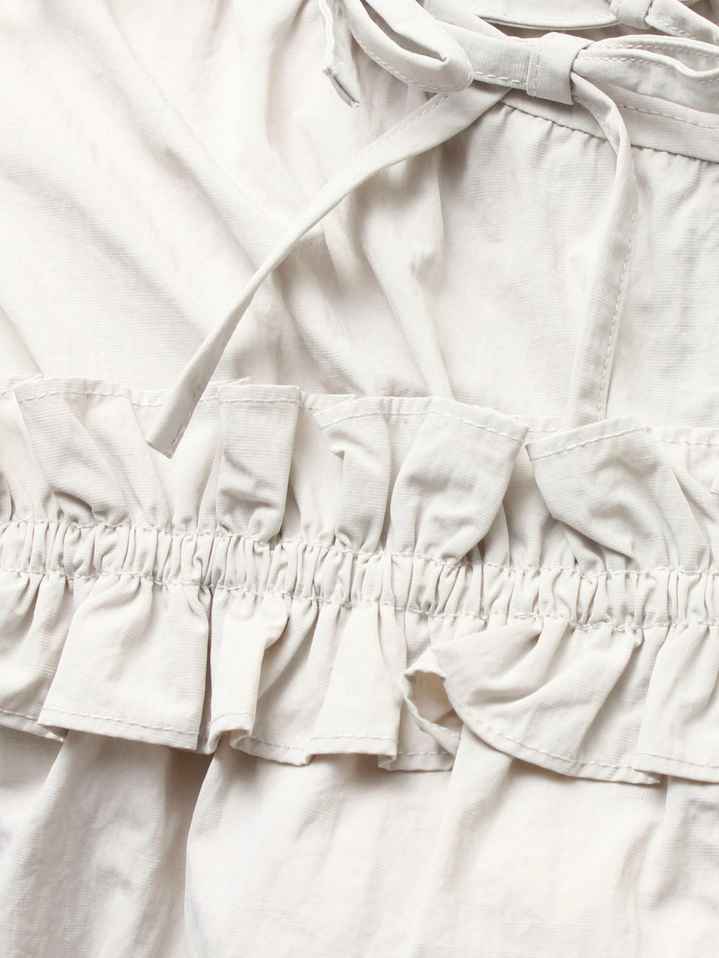 merry jenny｜Frill Nylon Jacket