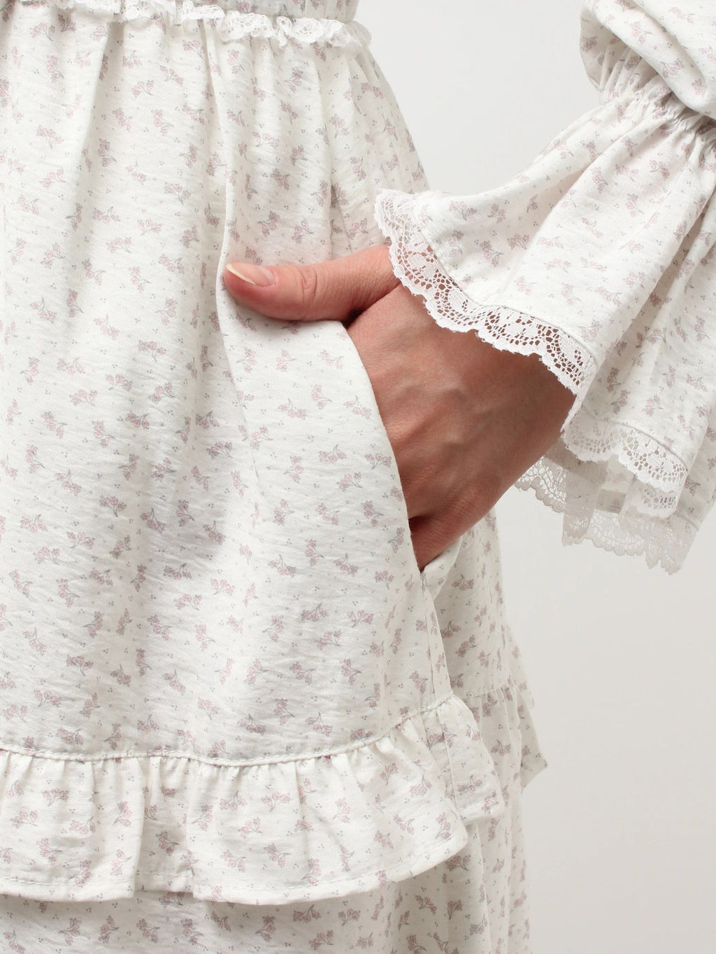 merry jenny｜Petit Flower Ribbon Dress