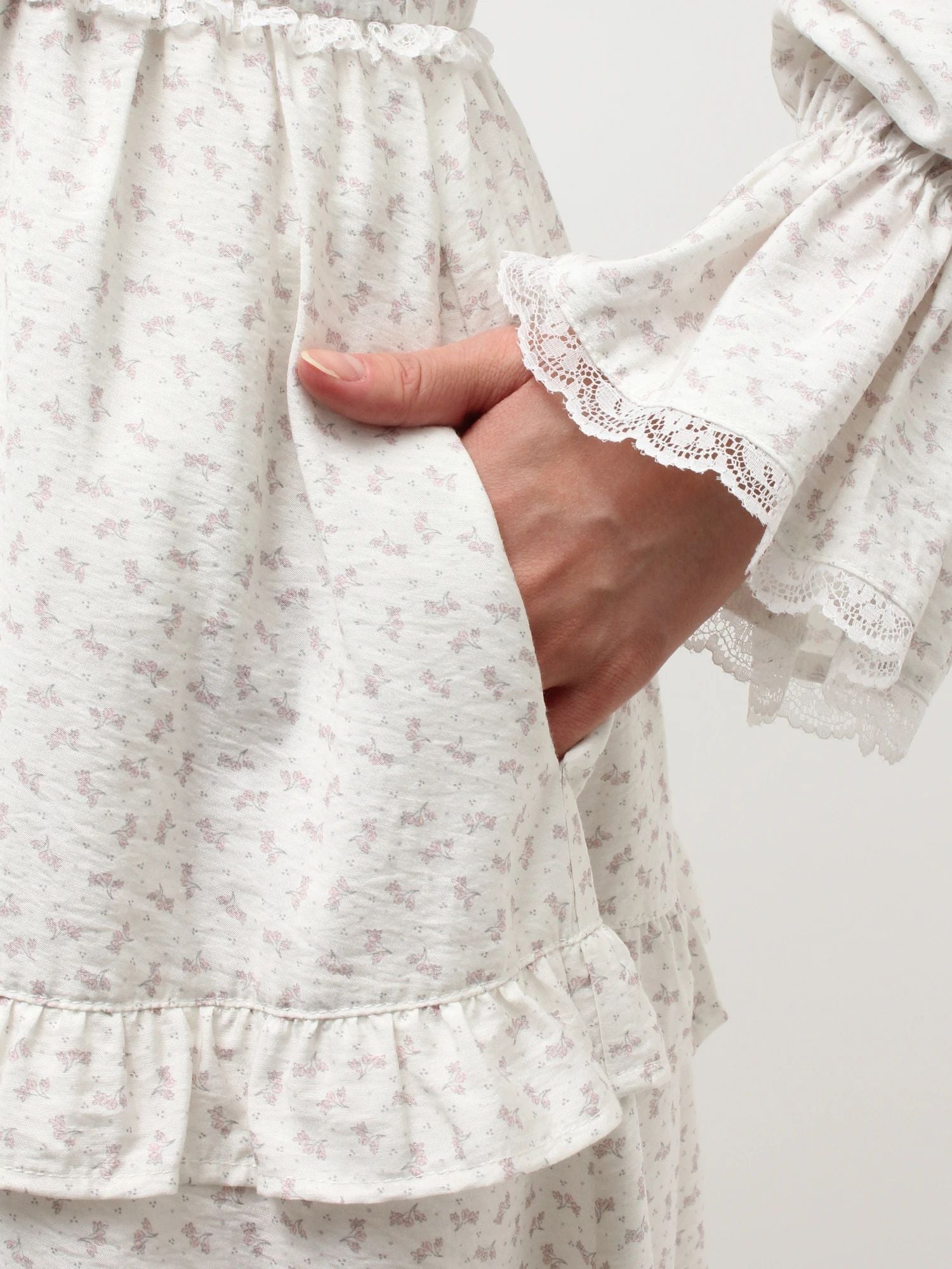 merry jenny｜Petit Flower Ribbon Dress
