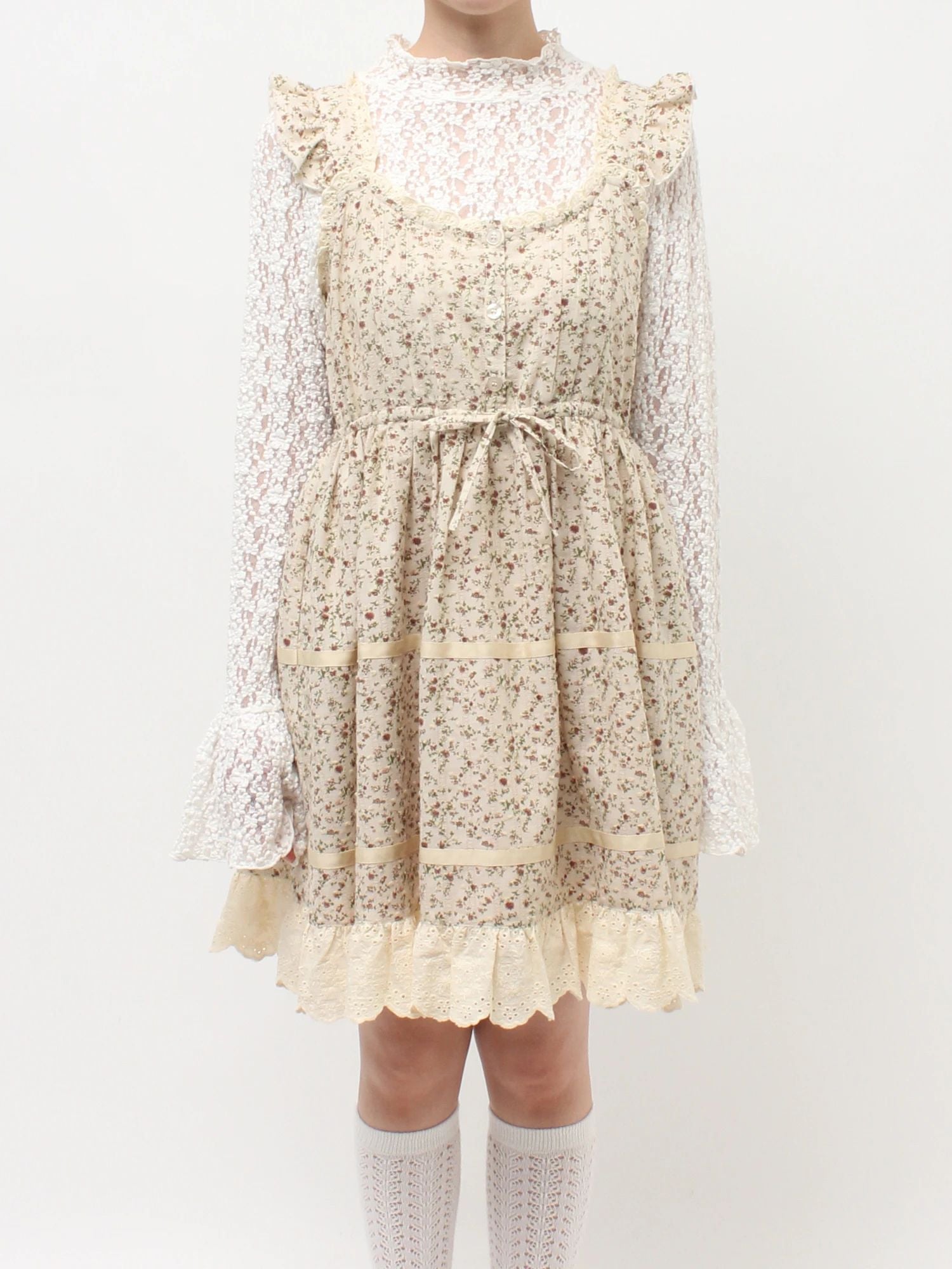 merry jenny｜Petit Flower Flare Mini Dress