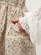 merry jenny｜Petit Flower Flare Mini Dress