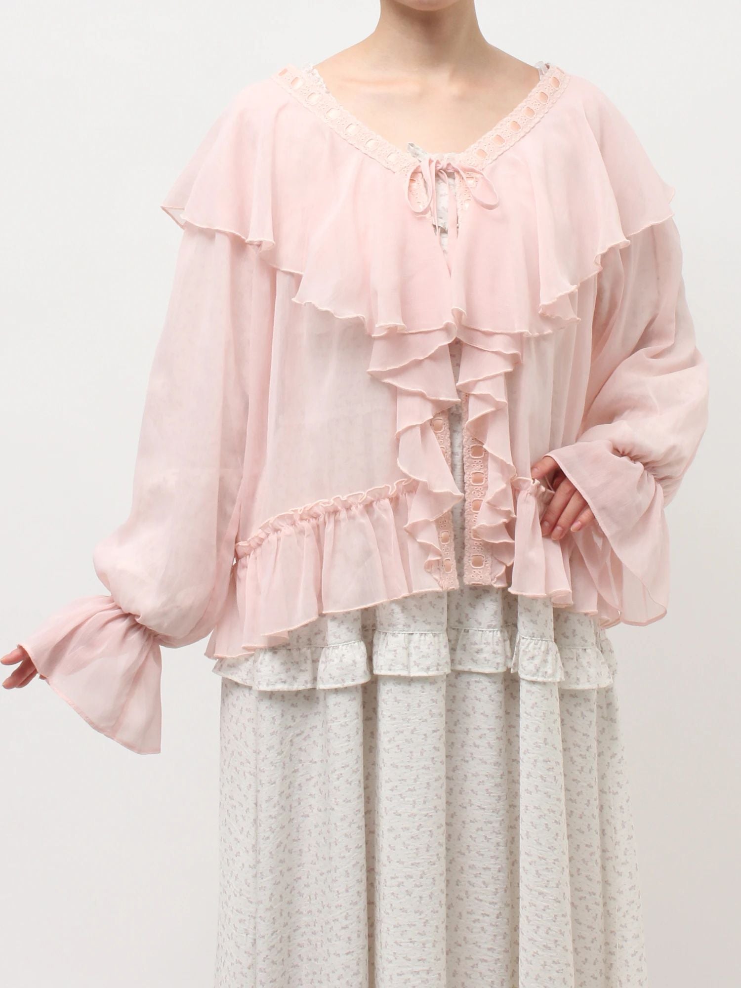 merry jenny｜Sheer Frill Bolero