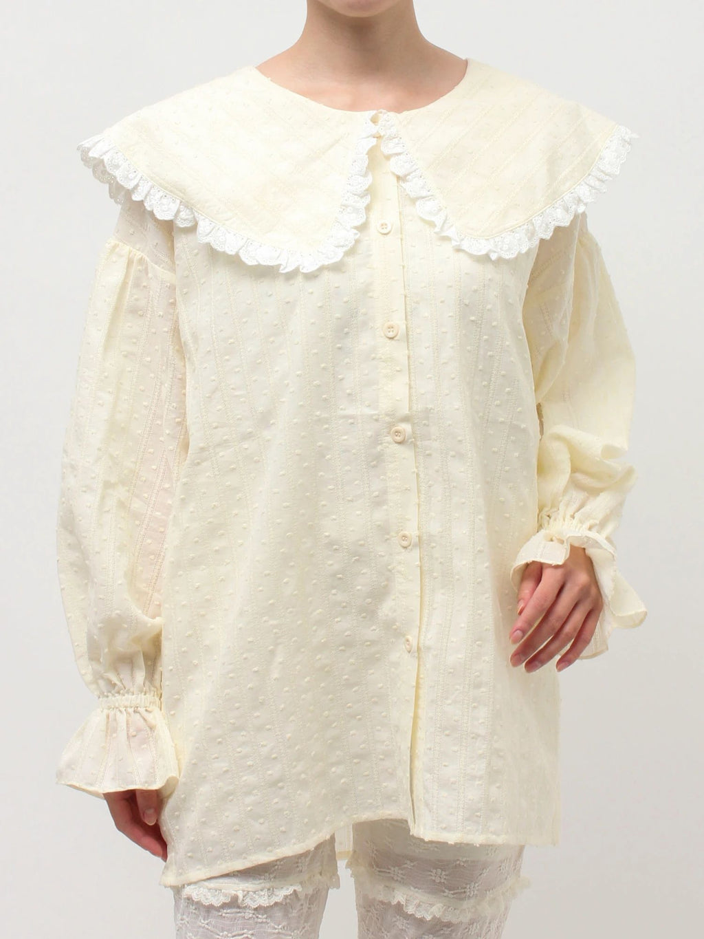 merry jenny｜Dot Lace Frill Collar Blouse