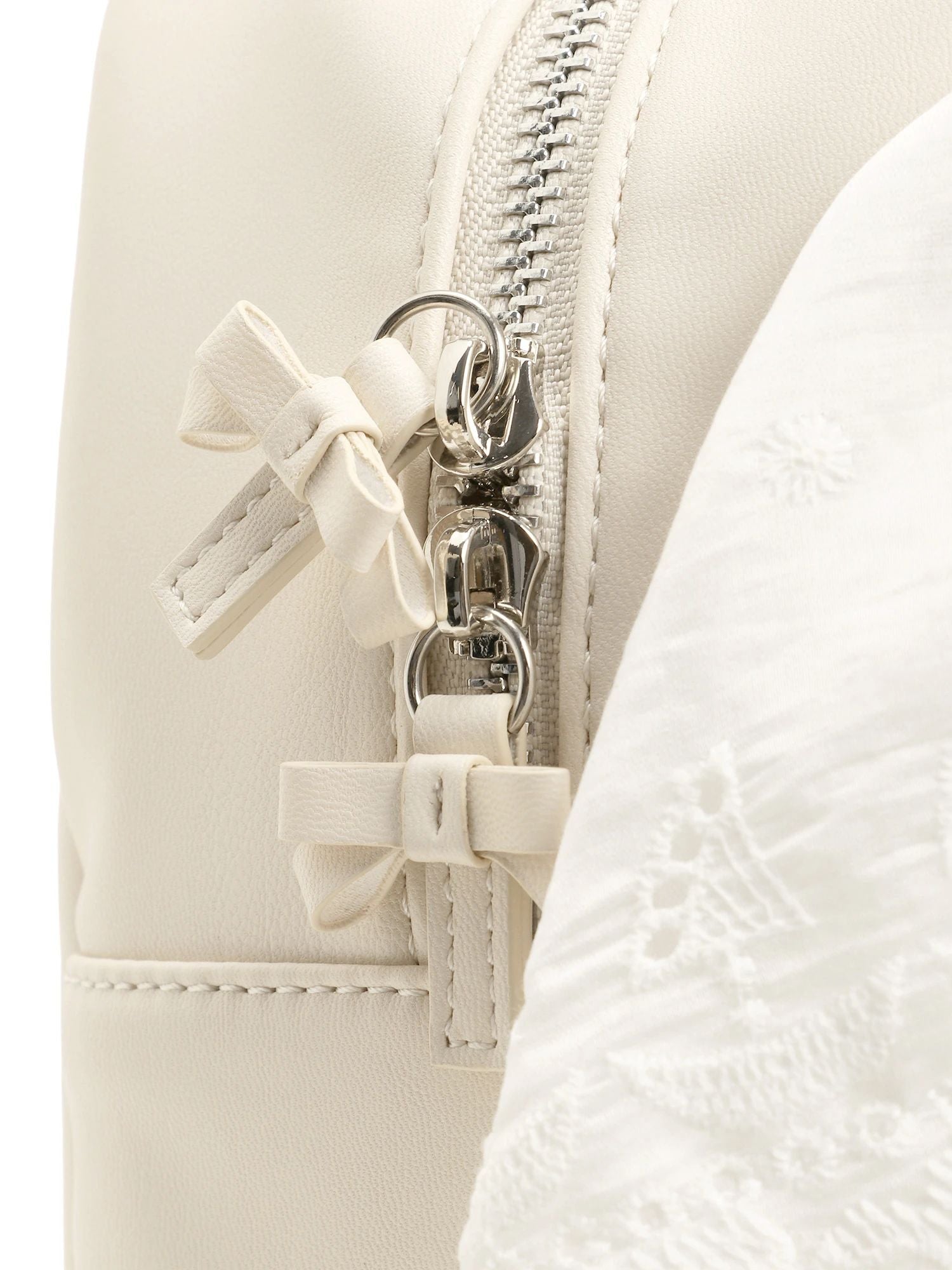 merry jenny｜Cream Boston Bag
