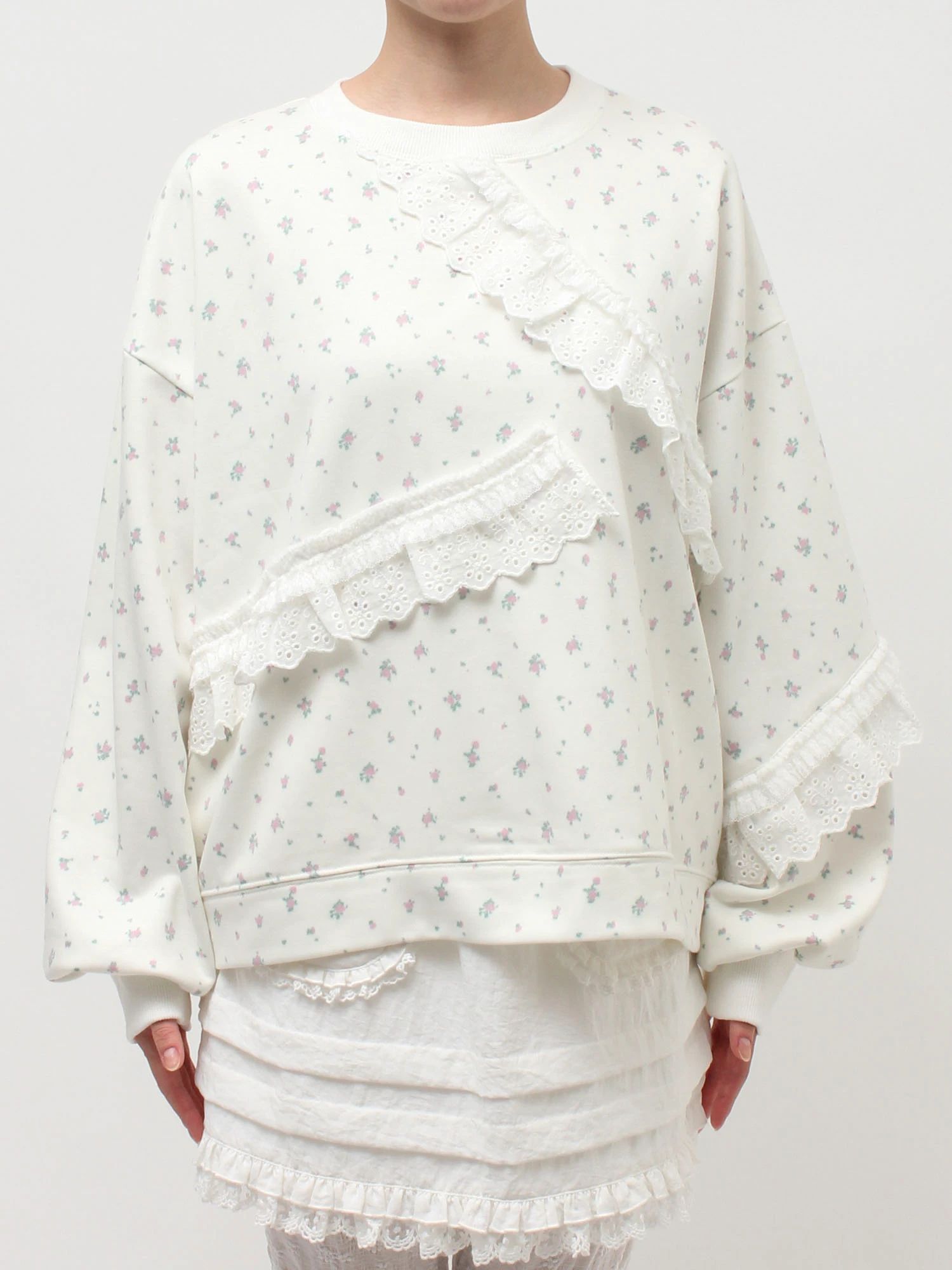 merry jenny｜flower lace sweatshirt