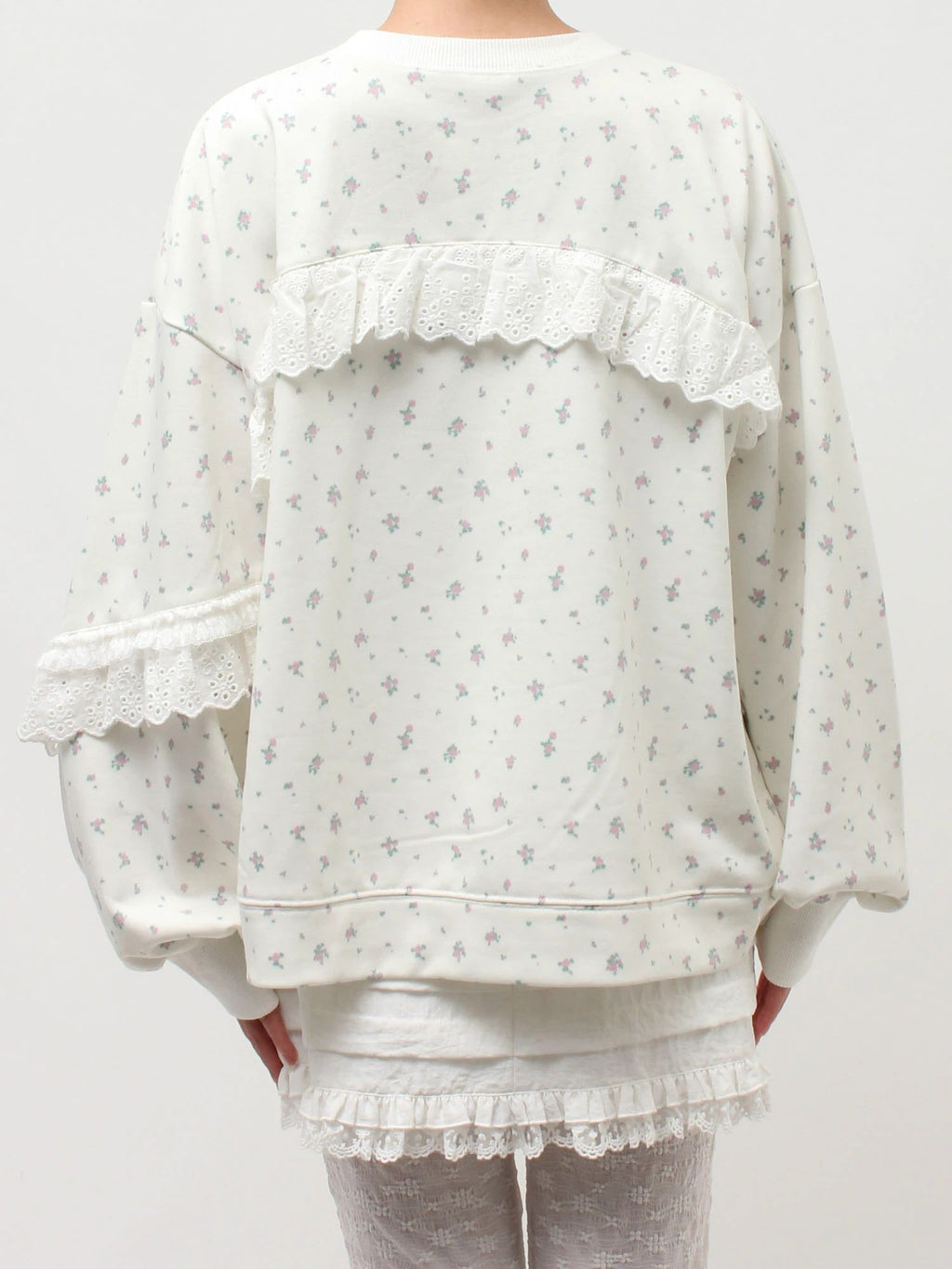 merry jenny｜flower lace sweatshirt