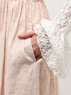 merry jenny｜Flower Lace Flare One-Piece