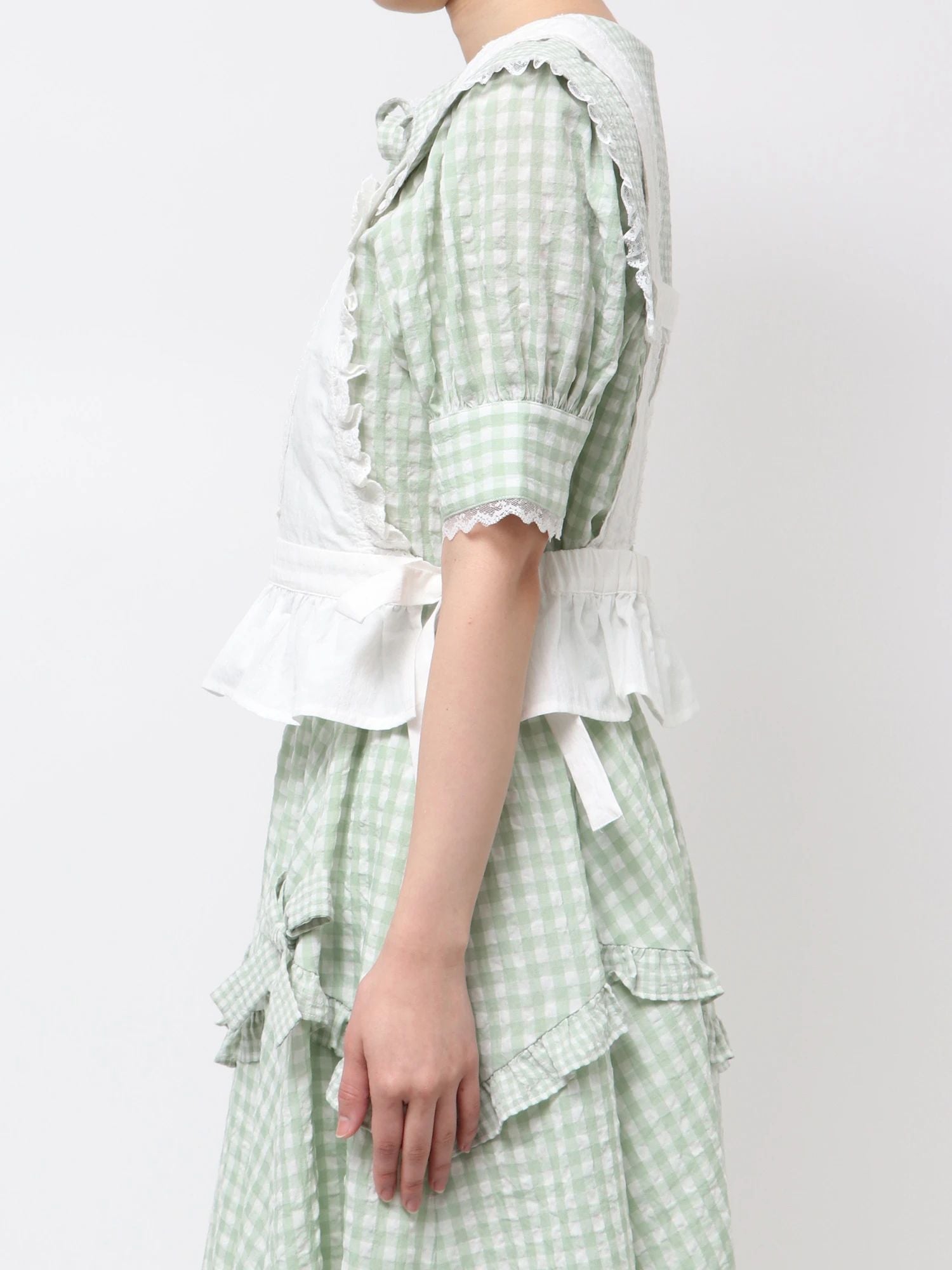 merry jenny｜Lace-Up Appliqué