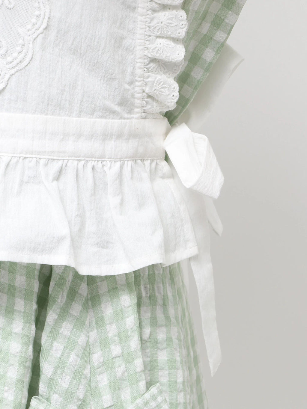 merry jenny｜Lace-Up Appliqué