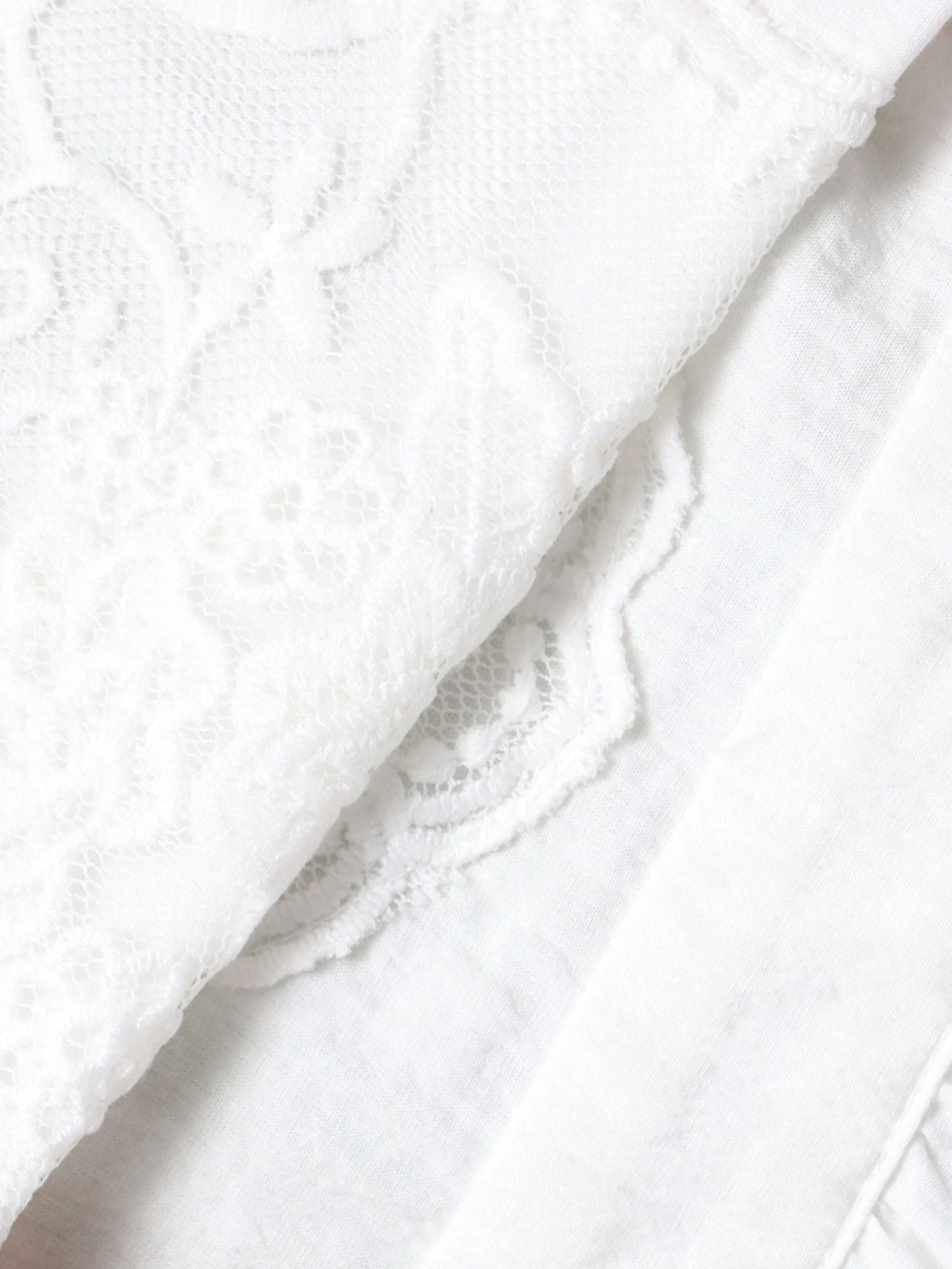 merry jenny｜Lace-Up Appliqué