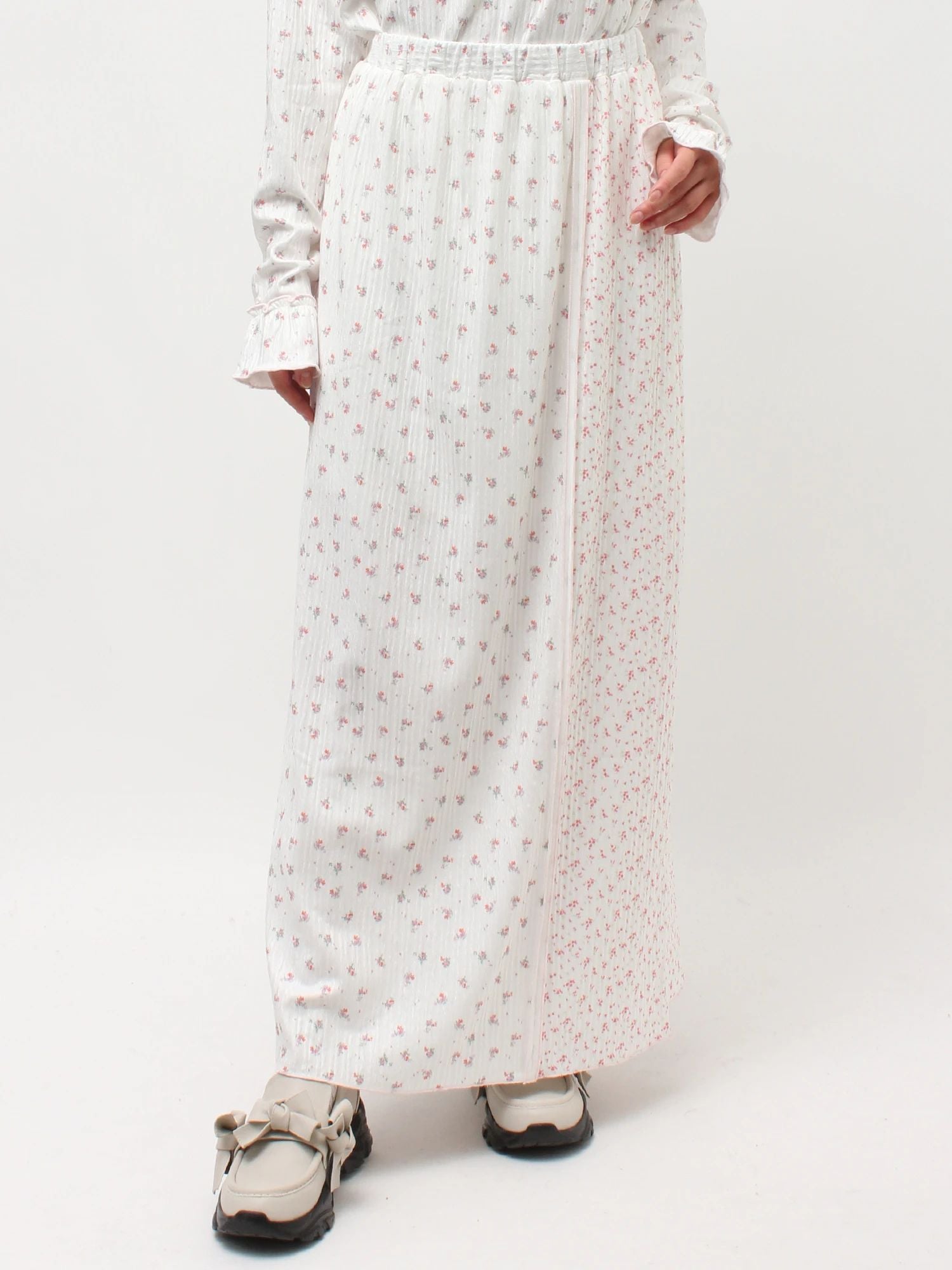 merry jenny｜Mix Flower Mellow Skirt