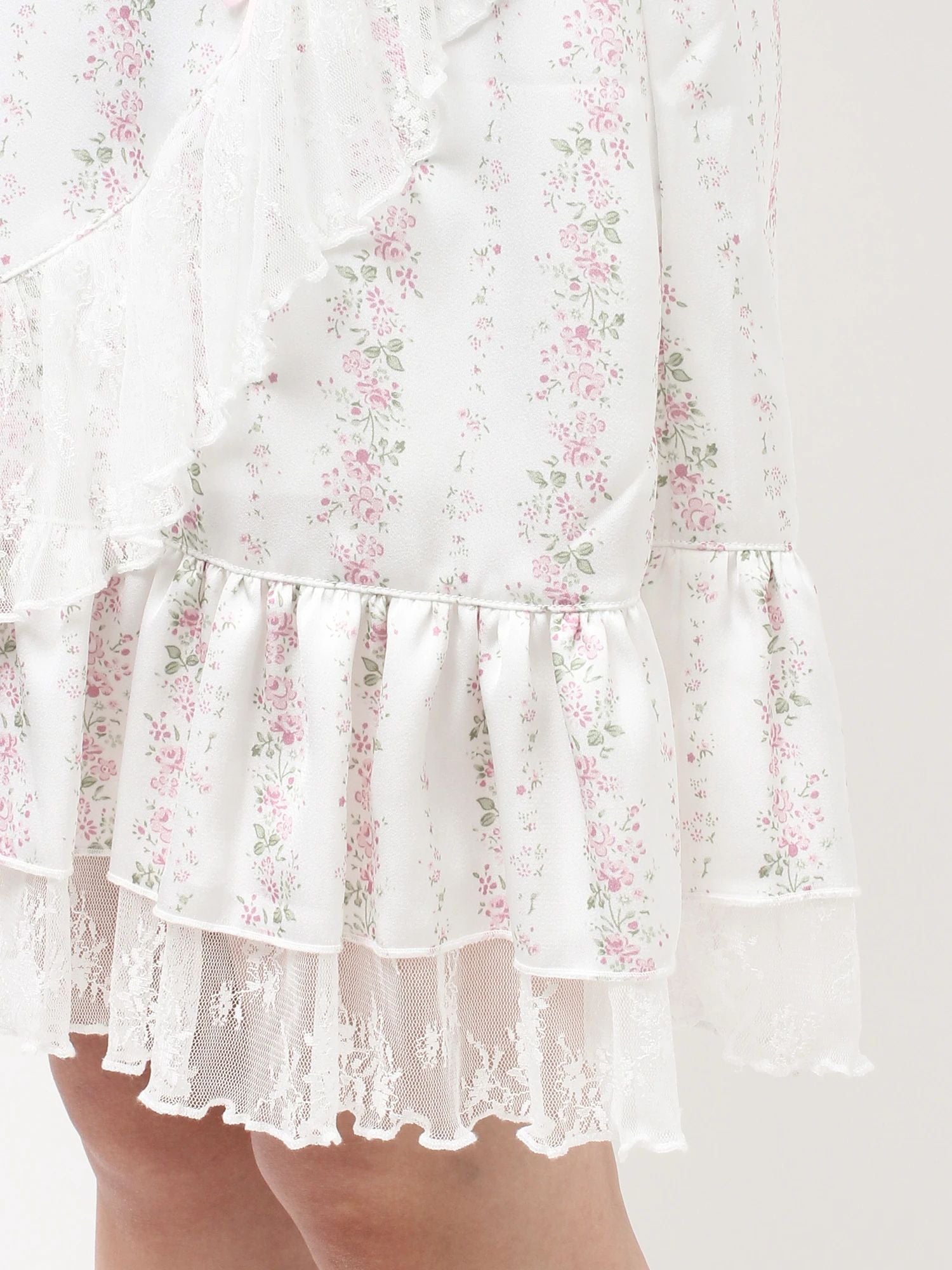 merry jenny｜Flower Satin Skirt