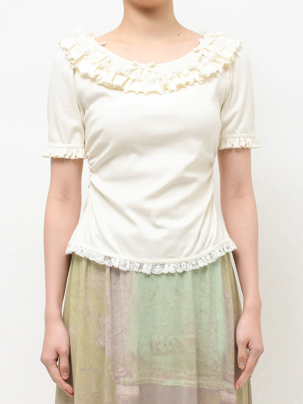 merry jenny｜Short-Sleeved Pullover With Frilled Collar