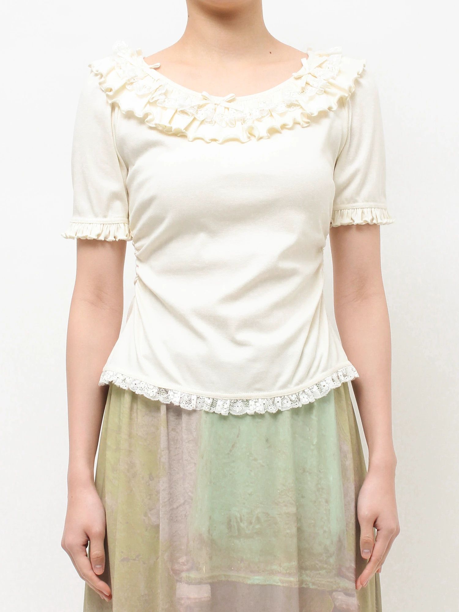 merry jenny｜Short-Sleeved Pullover With Frilled Collar