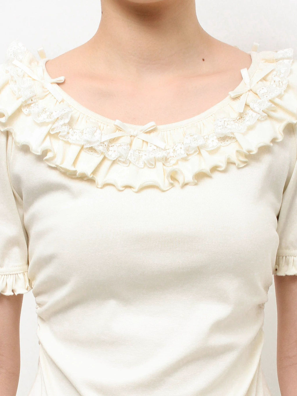 merry jenny｜Short-Sleeved Pullover With Frilled Collar