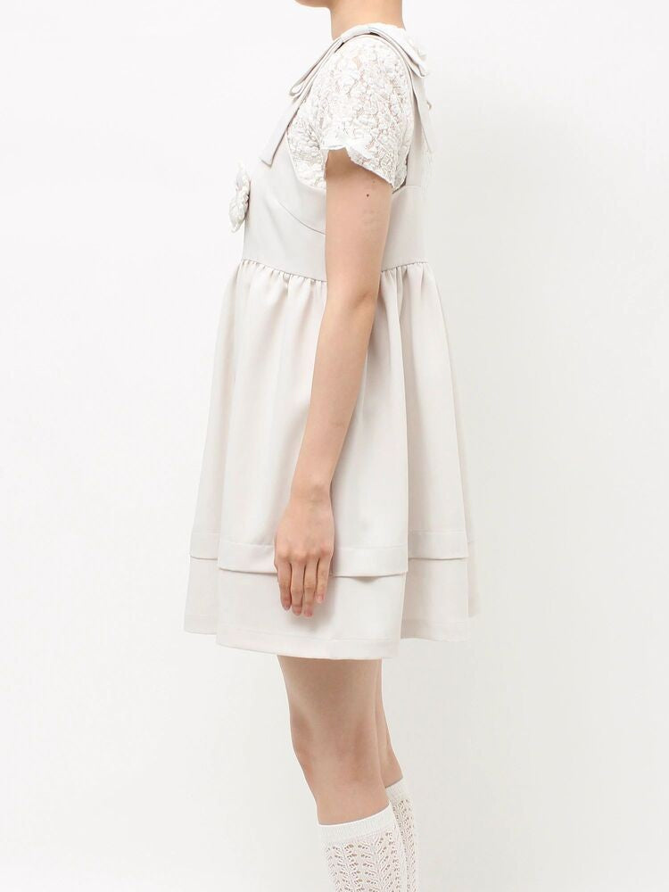 merry jenny｜Cushion Flower Mini Dress