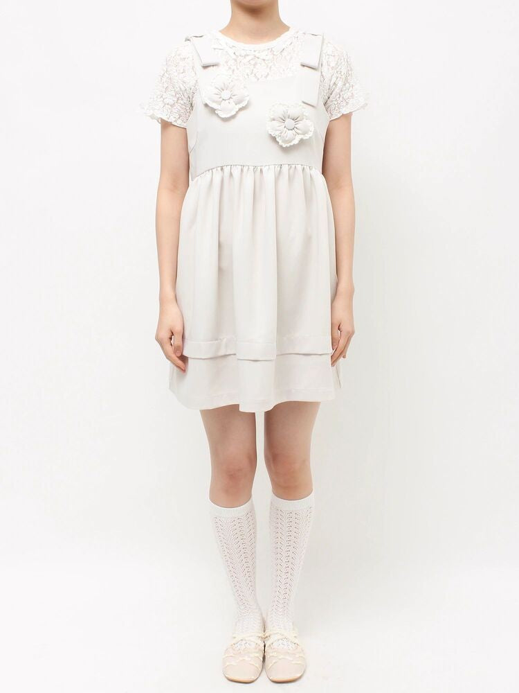 merry jenny｜Cushion Flower Mini Dress