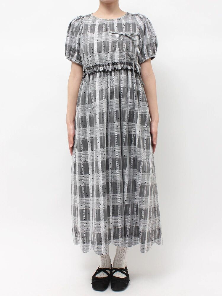 merry jenny｜Scalloped Pin-Dot Check Dress