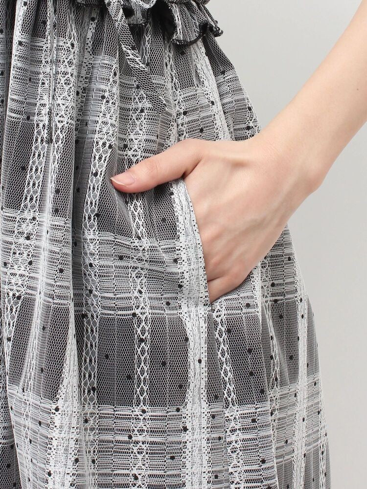 merry jenny｜Scalloped Pin-Dot Check Dress