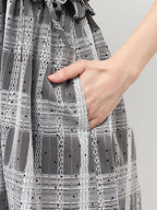 merry jenny｜Scalloped Pin-Dot Check Dress